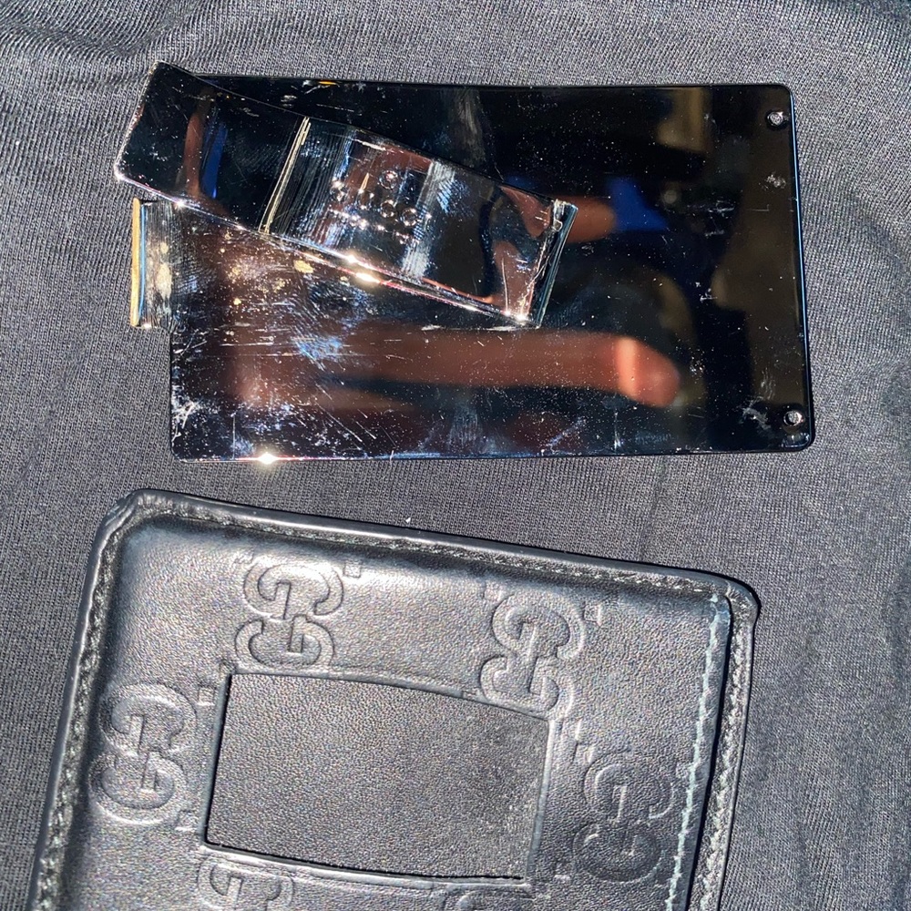 Men’s Gucci money clip card holder